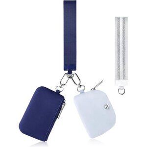 Elegant Blue and White Clutch Set